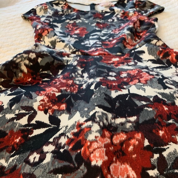 Floral Dress ( Black and Red) - Picture 2 of 4